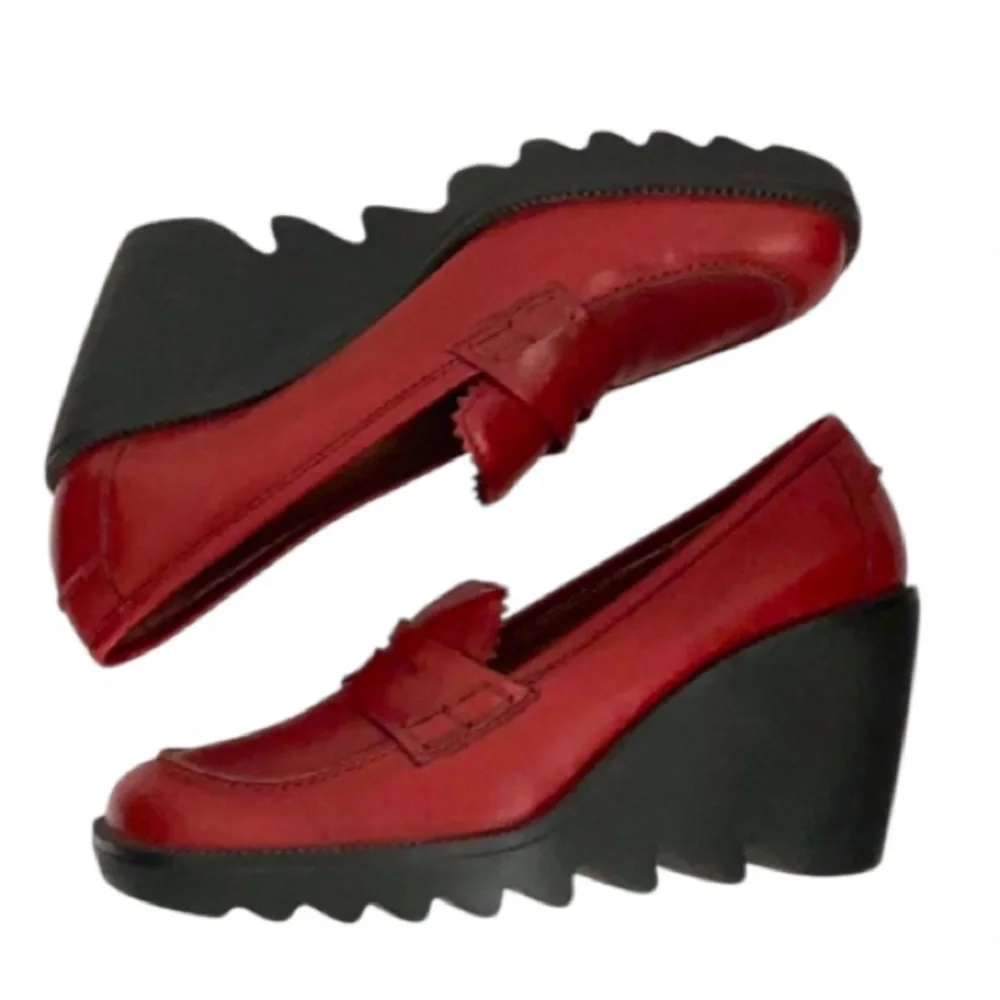 Authentic Donald J. Pliner designer red leather wedge loafers Sz 7.5